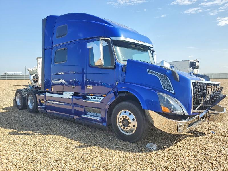 2018 Volv Vn VIN 4V4NC9EH1JN888914 COPART salvage auction — FRONT END, TX - SALVAGE VEHICLE TITLE, sold $2,700 on 2026-07-23 (photo 1)