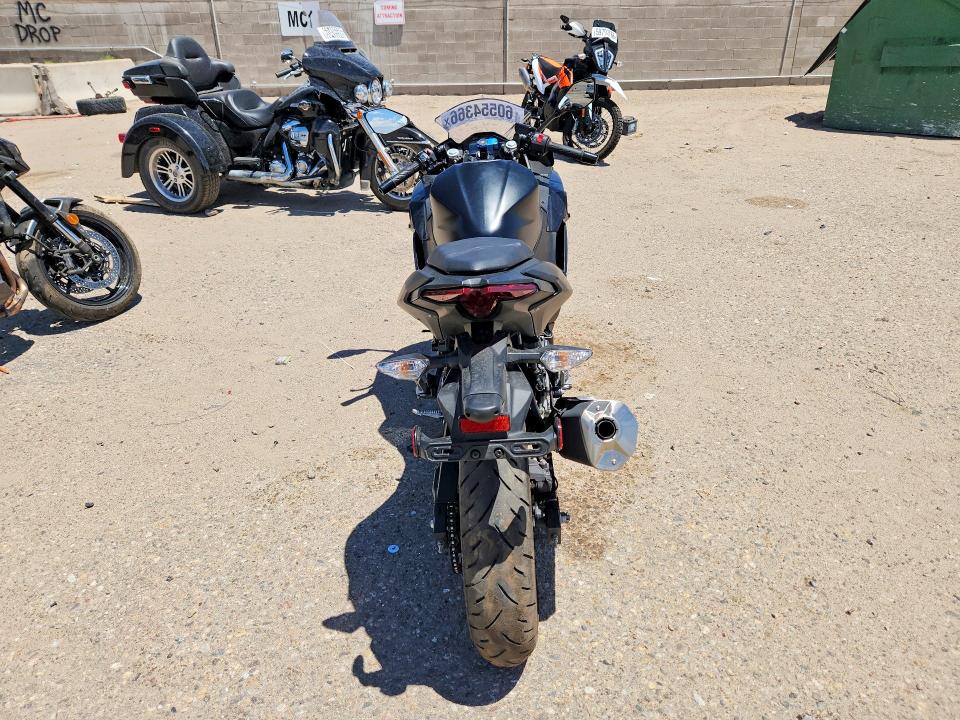 2026 Kawasaki Ninja 500 VIN ML5EXGG19TDA91370 COPART salvage auction — ALL OVER, Nm - Cert Of Title-Salvage, sold $700 on 2026-07-23 (photo 4)