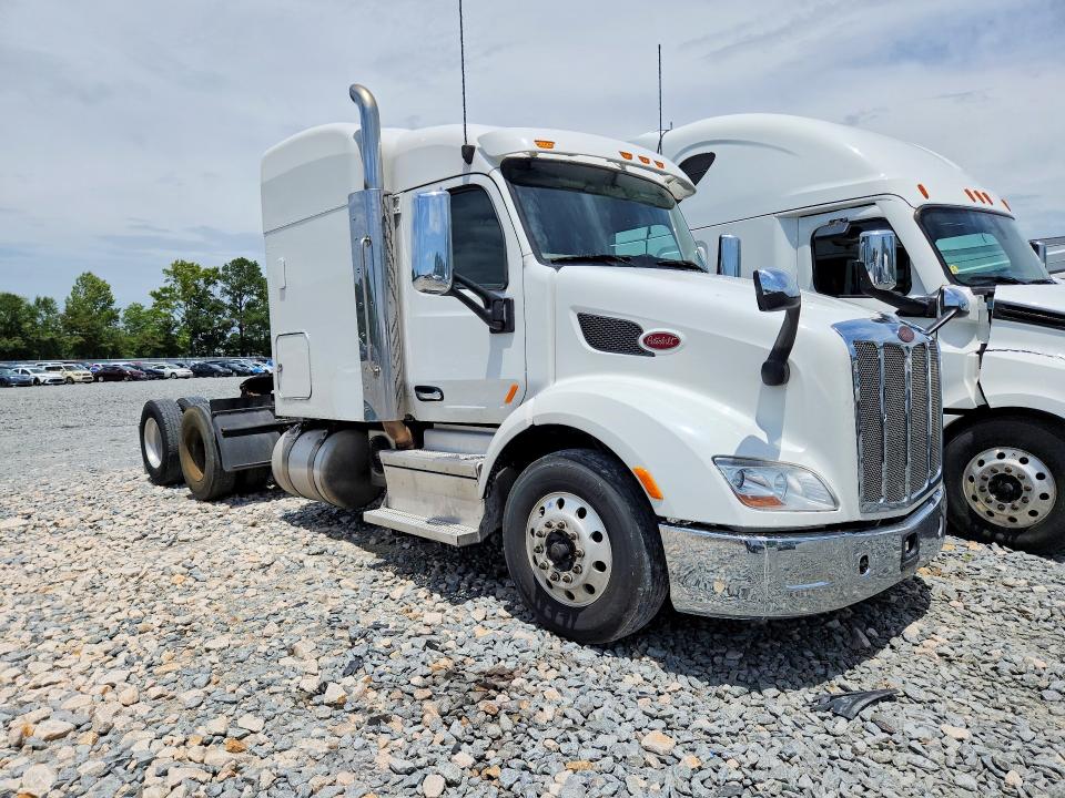2018 Peterbilt All models VIN 1XPBDP9XXJD441312 COPART salvage auction — NORMAL WEAR, CZ, sold $7,400 on 2026-08-25 (photo 4)