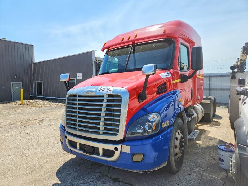 2017 Freightliner All other VIN 1FUJGHDV0HLHL2171 COPART salvage auction — MINOR DENT/SCRATCHES, IL - CERTIFICATE OF TITLE, sold $5,100 on 2026-07-23 (photo 2)