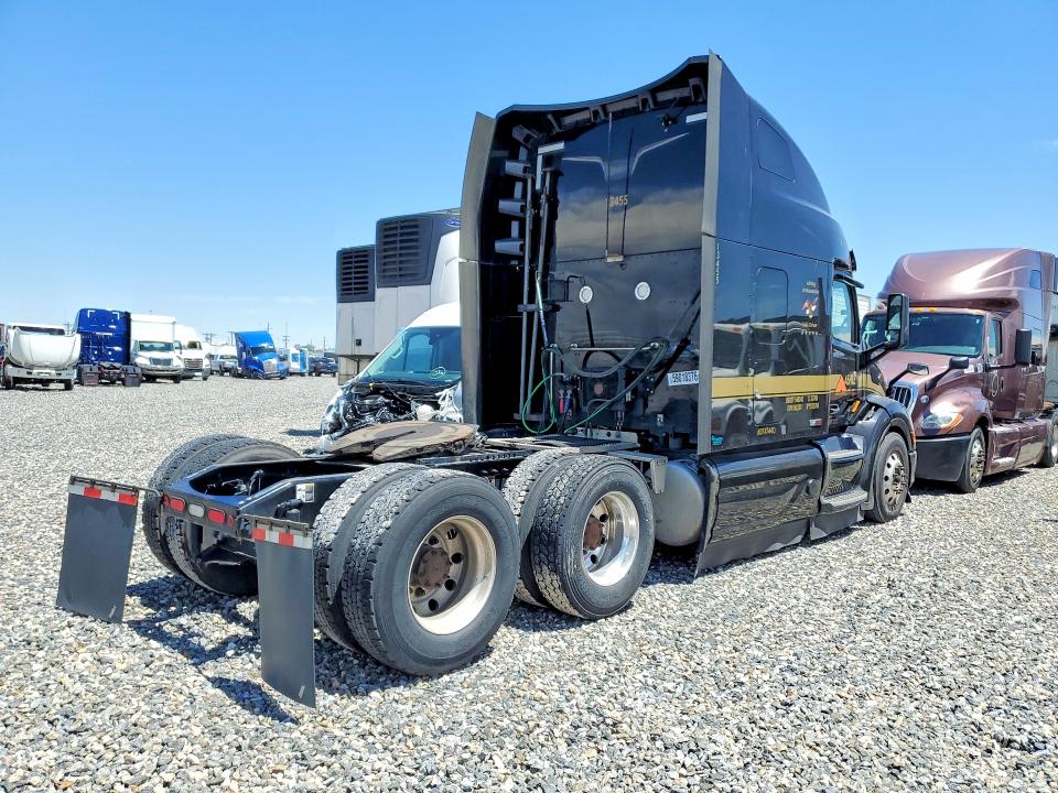 2021 Peterbilt All other VIN 1XPBDP9X6MD747413 COPART salvage auction — MECHANICAL, DV, sold $9,600 on 2026-07-16 (photo 3)