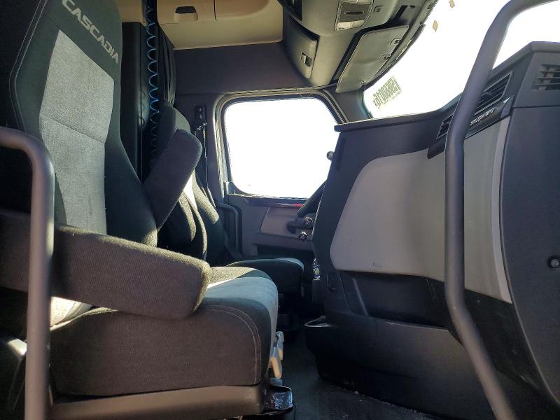 2018 Freightliner All other VIN 3AKJHHDR5JSJR3425 COPART salvage auction — MECHANICAL, ID - CERT OF TITLE -REBUILT SALVAGE, sold $425 on 2026-07-22 (photo 5)