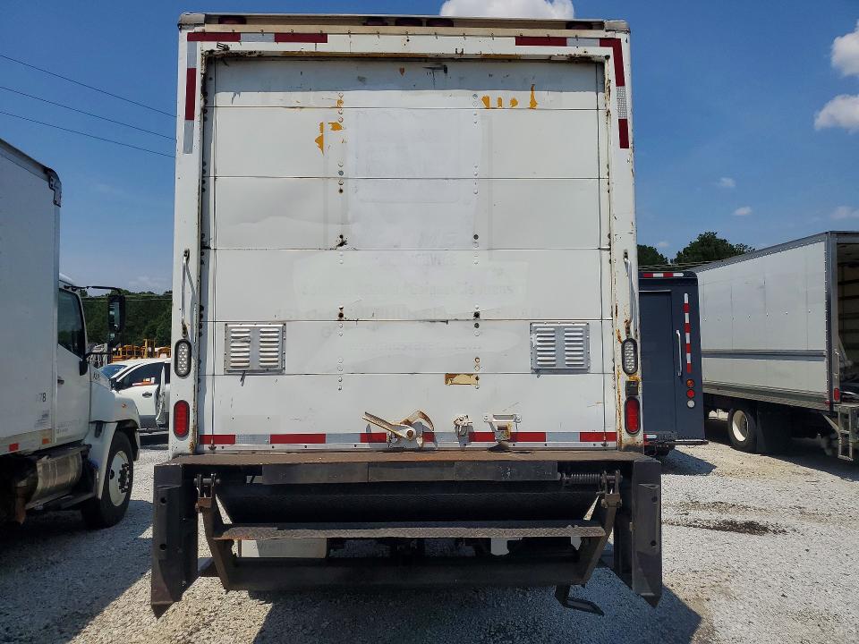 2013 Hino 258/268 VIN 5PVNJ8JV6D4S54791 COPART salvage auction — MINOR DENT/SCRATCHES, CT, sold $3,300 on 2026-08-25 (photo 6)