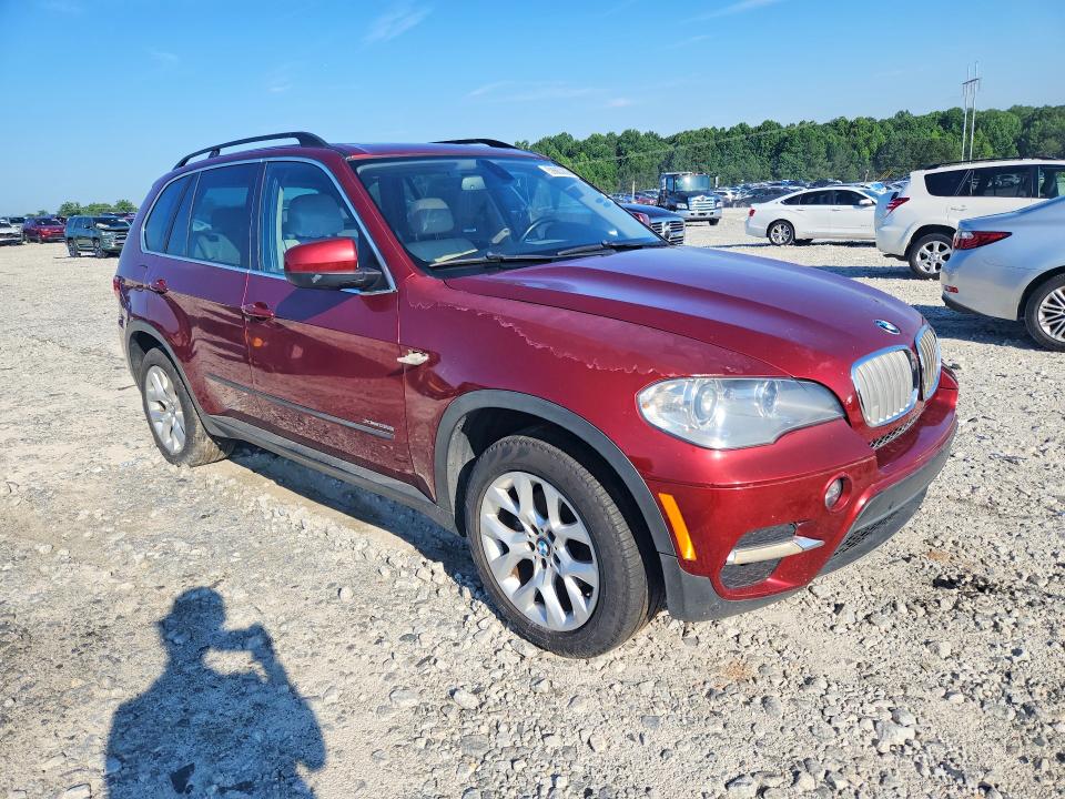 2013 BMW X5 VIN 5UXZV4C55D0G50988 COPART salvage auction — MINOR DENT/SCRATCHES, CT, sold $550 on 2026-07-27 (photo 4)