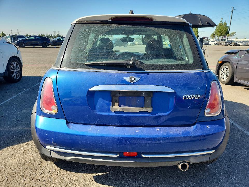 2006 Mini Cooper VIN WMWRC33526TK17402 COPART salvage auction — FRONT END, Ca - Salvage Certificate, sold $150 on 2026-08-04 (photo 6)