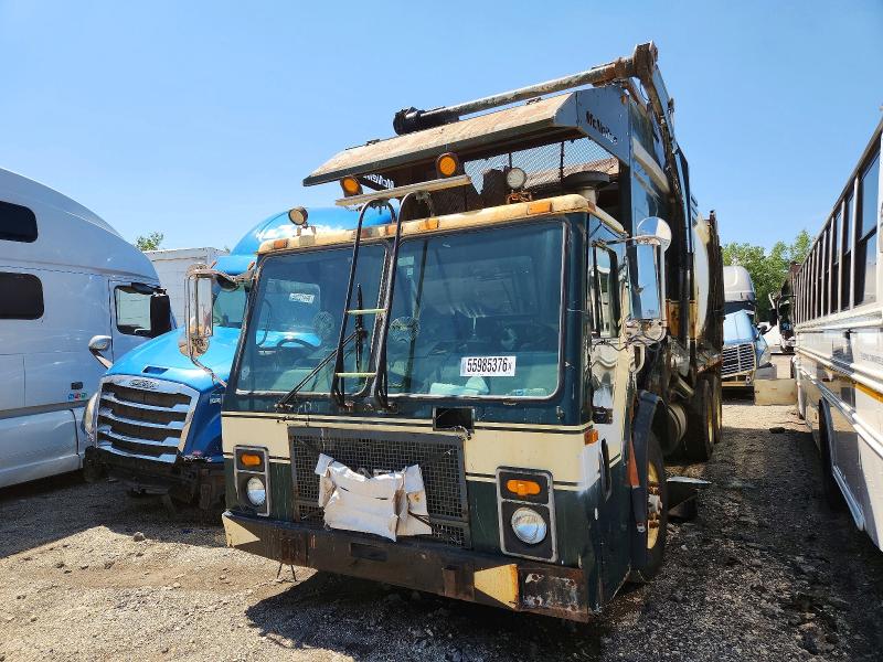 2007 Mack Leu613 VIN 1M2AC08C27M014460 COPART salvage auction — SIDE, FL - CERTIFICATE OF DESTRUCTION, sold $1,900 on 2026-09-22 (photo 2)