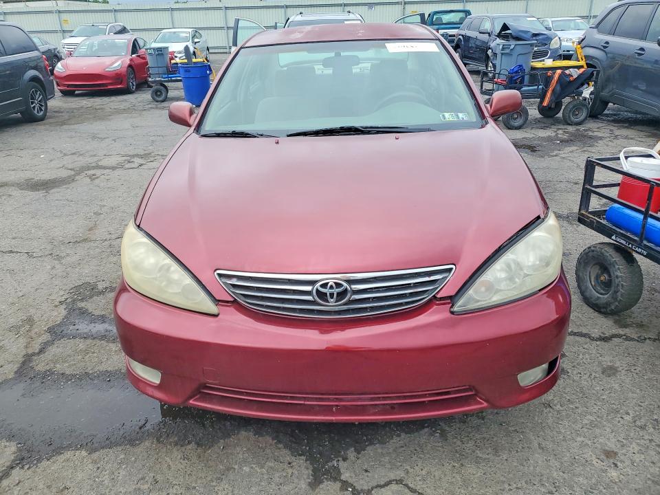 2005 Toyota Camry VIN JTDBE32K753005941 COPART salvage auction — NORMAL WEAR, CT, sold $475 on 2026-07-24 (photo 5)