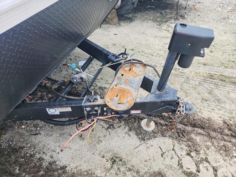 2019 Jaco jay flight Trv trail VIN 1UJBJ0BN8K75U0172 COPART salvage auction — SIDE, IL - SALVAGE CERTIFICATE, sold $1,550 on 2026-07-30 (photo 7)