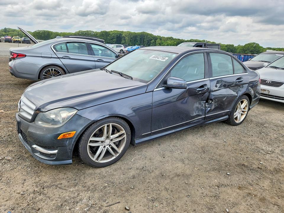 2013 Mercedes-benz C class VIN WDDGF8ABXDR276480 COPART salvage auction — SIDE, Ma - Cert Of Title-Reconstrctd Coll, sold $900 on 2026-08-05 (photo 1)