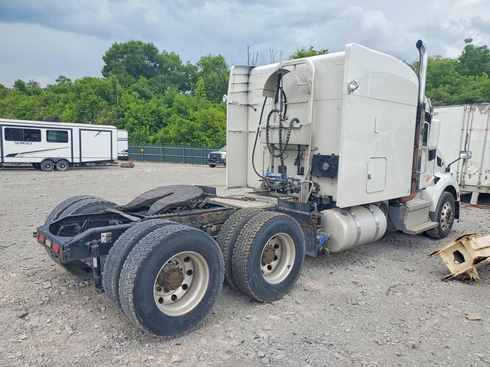 2021 Peterbilt All models VIN 1XPBDP9X7MD646316 COPART salvage auction — MECHANICAL, CT, sold $2,150 on 2026-07-28 (photo 3)