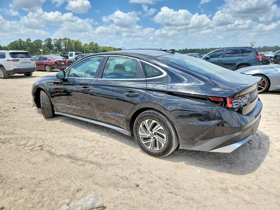 2026 Hyundai Sonata VIN KMHL24JJ6TA157922 COPART salvage auction — FRONT END, FL - CERT OF TITLE SLVG REBUILDABLE, sold $7,100 on 2026-07-31 (photo 2)