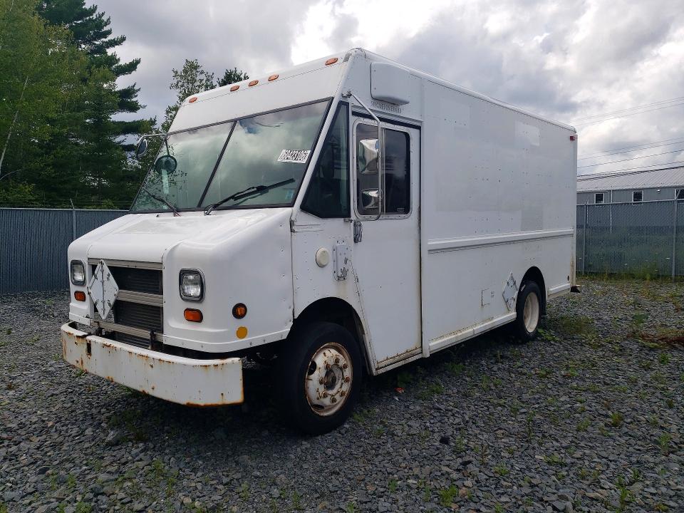 2004 Freightliner All other VIN 4UZAANBW94CM71449 COPART salvage auction — MECHANICAL, ON - PERMIT NO BRAND - UNFIT, sold $15 on 2026-08-12 (photo 1)