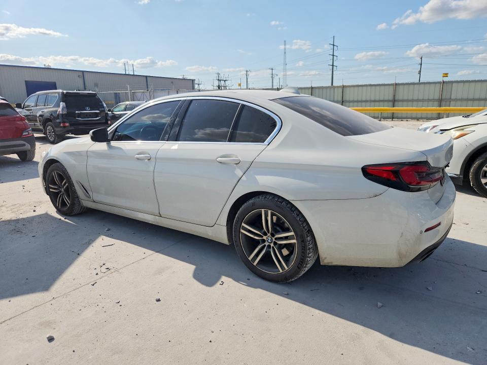 2021 BMW 5 series VIN WBA53BH07MCF11352 COPART salvage auction — SIDE, TX - SALVAGE VEHICLE TITLE, sold $10,300 on 2026-08-21 (photo 2)