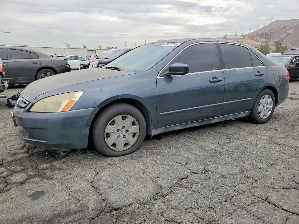 2003 Honda Accord VIN JHMCM563X3C067688 COPART salvage auction — MINOR DENT/SCRATCHES, Ca - Salvage Certificate, sold $500 on 2026-07-20 (photo 1)