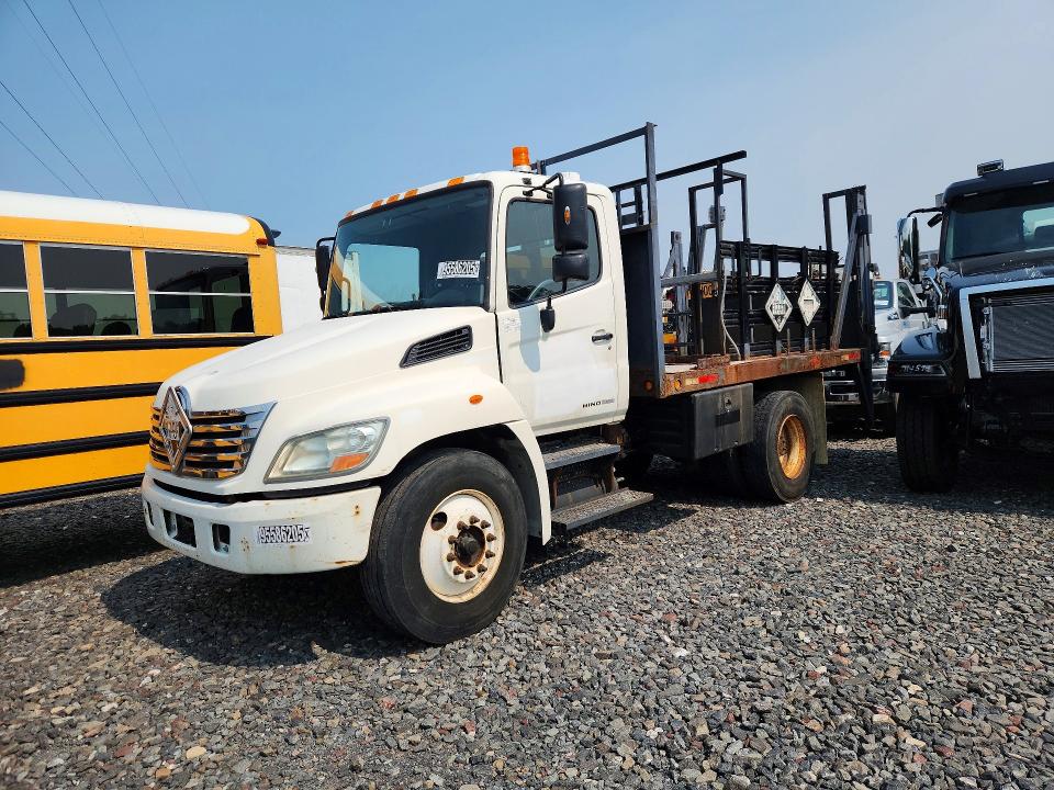 2008 Hino All other VIN 5PVNV8JT182S50913 COPART salvage auction — MINOR DENT/SCRATCHES, NJ - CERTIFICATE OF TITLE, sold $150 on 2026-07-16 (photo 1)