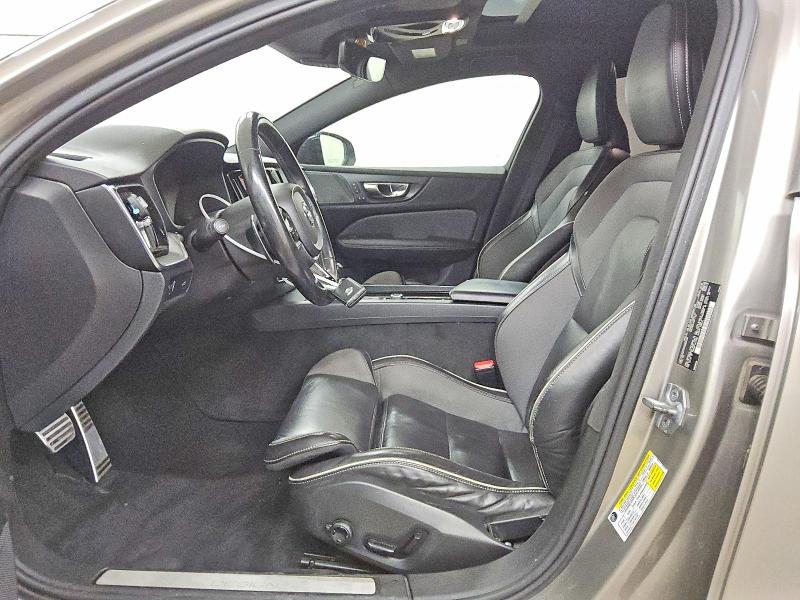 2019 Volvo S60 VIN 7JR102FM7KG006335 COPART salvage auction — MINOR DENT/SCRATCHES, TX - CERTIFICATE OF TITLE, sold $2,250 on 2026-07-30 (photo 7)