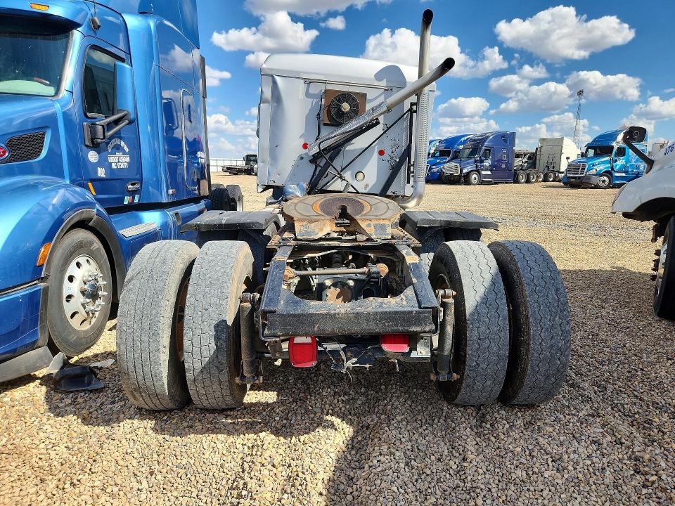 2011 Mack All other VIN 1M1AN09YXBM008312 COPART salvage auction — FRONT END, TX - SALVAGE VEHICLE TITLE (P), sold $300 on 2026-07-30 (photo 6)
