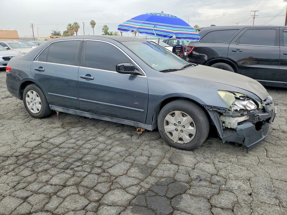 2003 Honda Accord VIN JHMCM563X3C067688 COPART salvage auction — MINOR DENT/SCRATCHES, Ca - Salvage Certificate, sold $500 on 2026-07-20 (photo 4)
