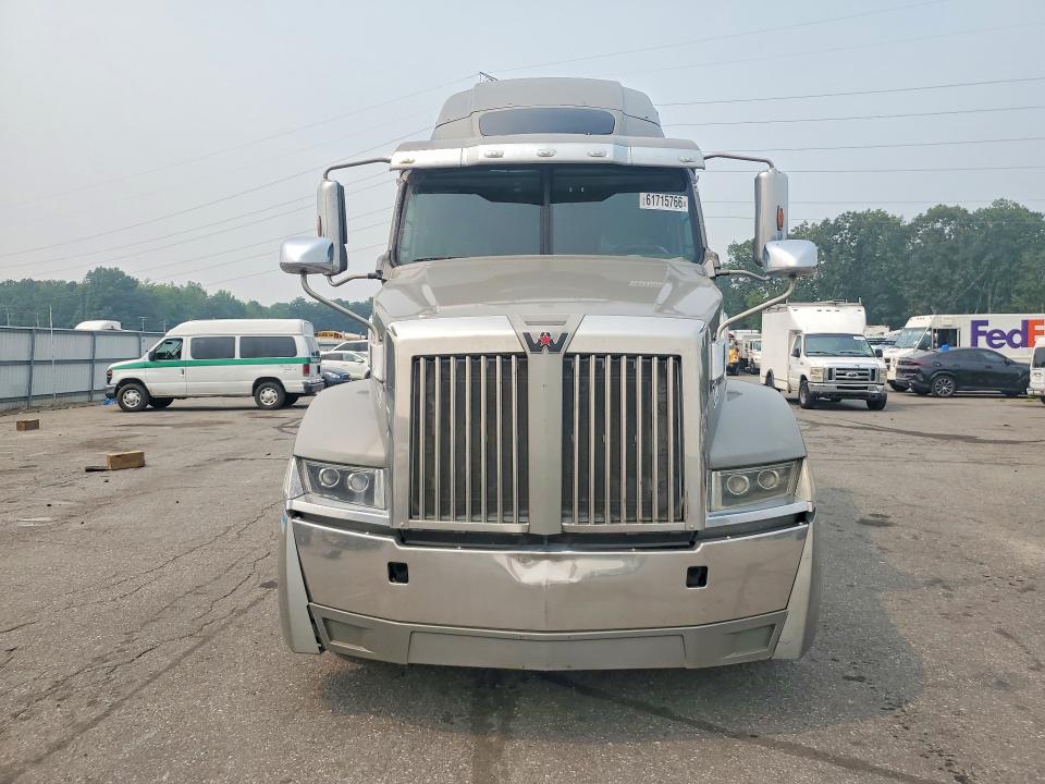 2019 Western star/auto car All other VIN 5KJJBHDR1KLKG1904 COPART salvage auction — MINOR DENT/SCRATCHES, NY - CERTIFICATE OF TITLE, sold $1,550 on 2026-07-28 (photo 5)