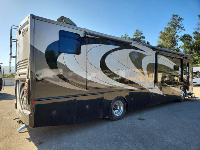 2019 Freightliner All other VIN 4UZACGFC1KCKS6809 COPART salvage auction — WATER/FLOOD, CA - CERT OF TITLE-SALVAGED, sold $13,400 on 2026-07-30 (photo 4)