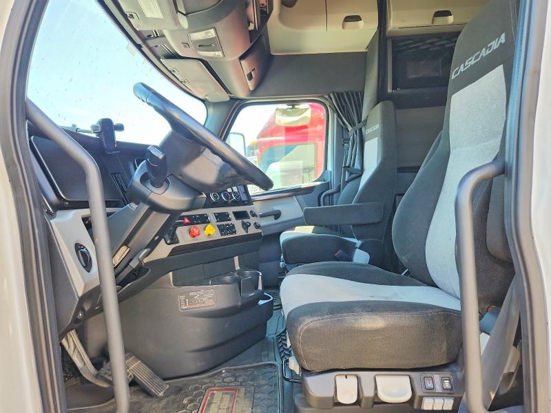 2021 Freightliner All other VIN 3AKJHHDR8MSMU3924 COPART salvage auction — NORMAL WEAR, IL - CERTIFICATE OF TITLE, sold $7,900 on 2026-07-28 (photo 7)