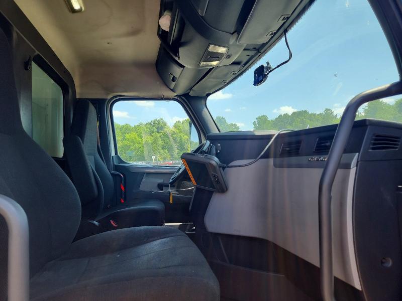 2019 Freightliner All other VIN 1FUJHTFW0KLKT2439 COPART salvage auction — MECHANICAL, OH - CERTIFICATE OF TITLE, sold $825 on 2026-07-17 (photo 5)