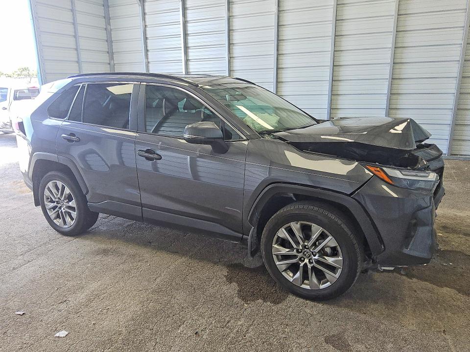 2025 Toyota Rav4 VIN 2T3C1RFV7SC312009 COPART salvage auction — FRONT END, FL - CERTIFICATE OF TITLE, sold $9,700 on 2026-07-28 (photo 4)