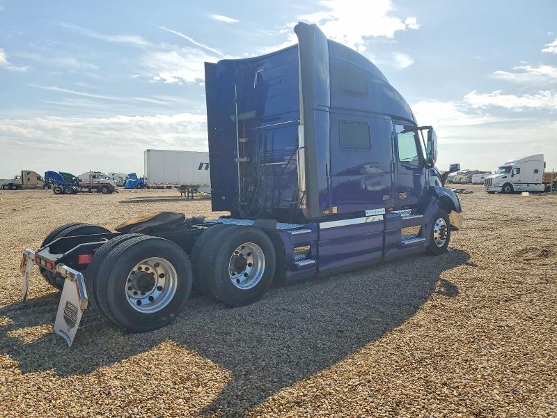 2018 Volv Vn VIN 4V4NC9EH1JN888914 COPART salvage auction — FRONT END, TX - SALVAGE VEHICLE TITLE, sold $2,700 on 2026-07-23 (photo 4)