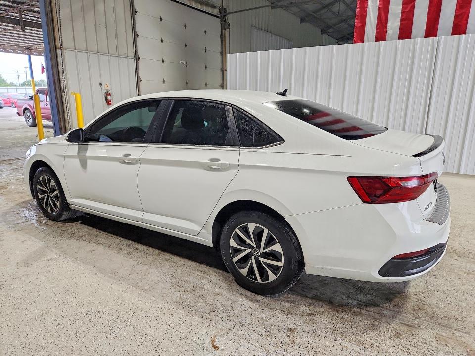 2024 Volkswagen Jetta VIN 3VW5M7BU8RM095840 COPART salvage auction — NORMAL WEAR, Tx - Certificate Of Title (P), sold $13,200 on 2026-08-11 (photo 2)