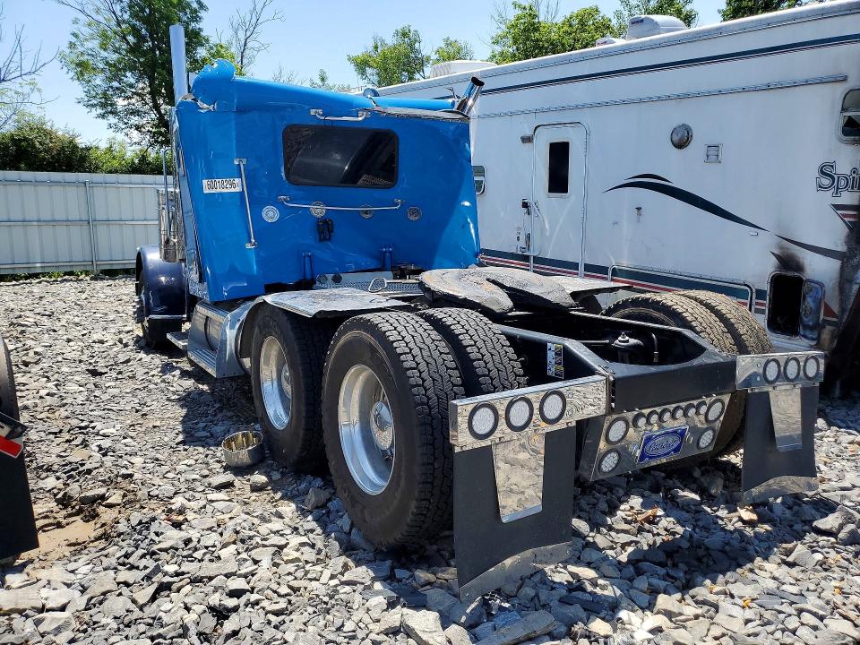 2019 Peterbilt All other VIN 1XPXD49X8KD421808 COPART salvage auction — ROLLOVER, NE - CERT OF TITLE-SALVAGE, sold $5,100 on 2026-07-30 (photo 2)