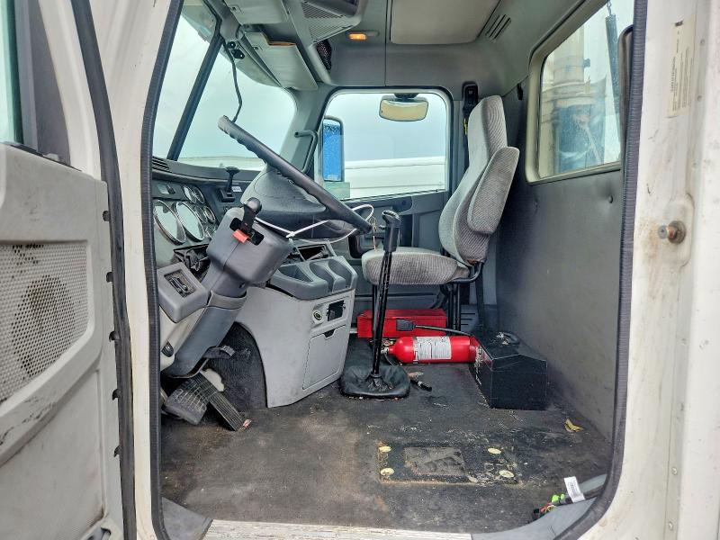 2018 Freightliner All other VIN 3ALXA7007JDJX3628 COPART salvage auction — BURN, TX - SALVAGE VEHICLE TITLE (P), sold $11,200 on 2026-08-04 (photo 7)