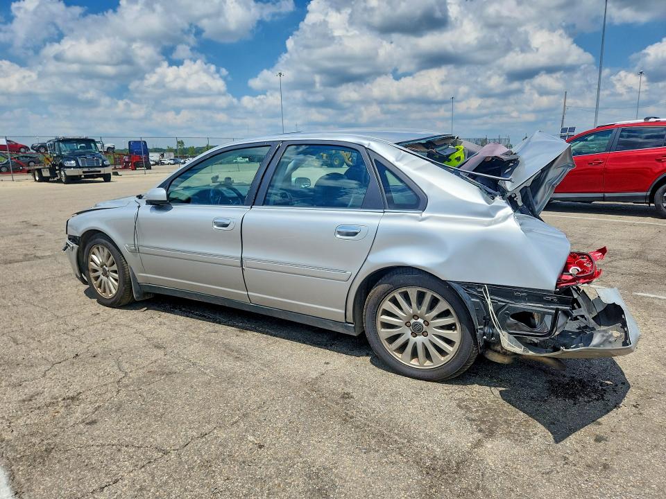 2004 Volvo S80 VIN YV1TS92D441360278 COPART salvage auction — ALL OVER, OH - CERT OF TITLE-SALVAGE, sold $300 on 2026-07-31 (photo 2)