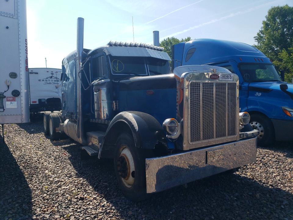 1996 Peterbilt All other VIN 1XP5D69X0TN419985 COPART salvage auction — ROLLOVER, IA - CERT OF TITLE-SALVAGE TITLE, sold $7,200 on 2026-08-13 (photo 4)