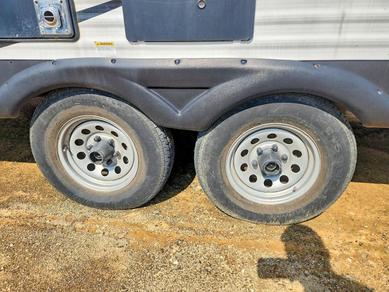 2018 Aspen trail Dutchmen VIN 4YDT28123JH920856 COPART salvage auction — MINOR DENT/SCRATCHES, FL - CERTIFICATE OF TITLE, sold $6,650 on 2026-08-01 (photo 8)