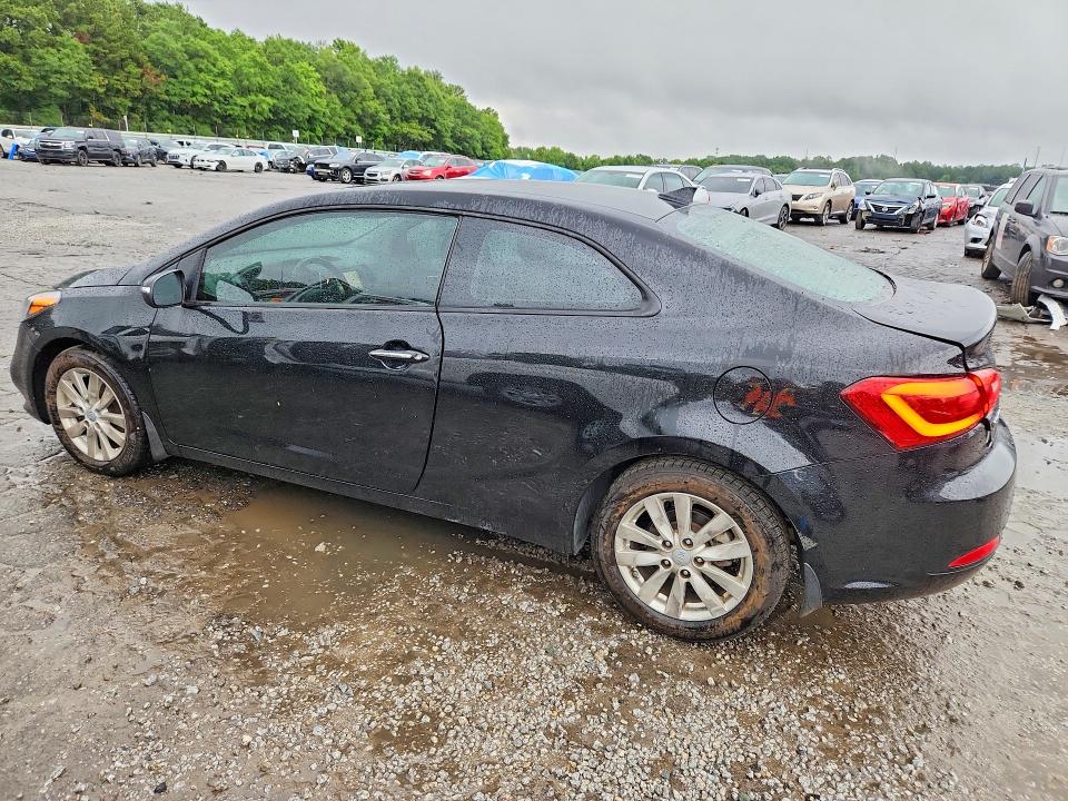 2015 Kia Forte VIN KNAFX6A81F5402860 COPART salvage auction — MINOR DENT/SCRATCHES, GA - CERT OF TITLE-SALVAGE, sold $775 on 2026-07-31 (photo 2)