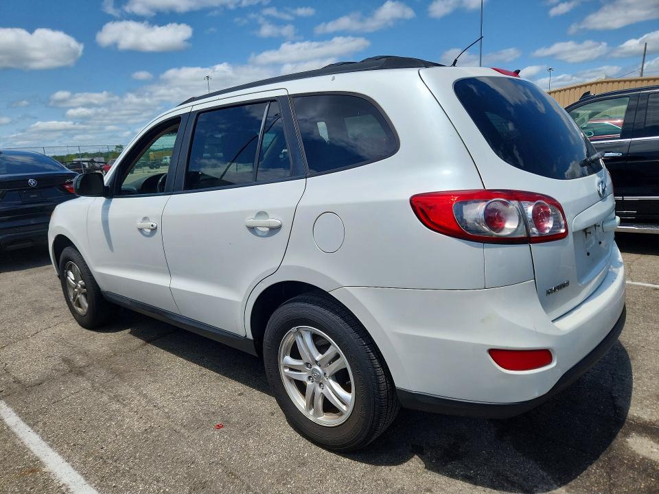 2011 Hyundai Santa fe VIN 5XYZG3AB0BG085200 COPART salvage auction — BURN, OH - CERT OF TITLE-SALVAGE, sold $1,100 on 2026-07-31 (photo 2)