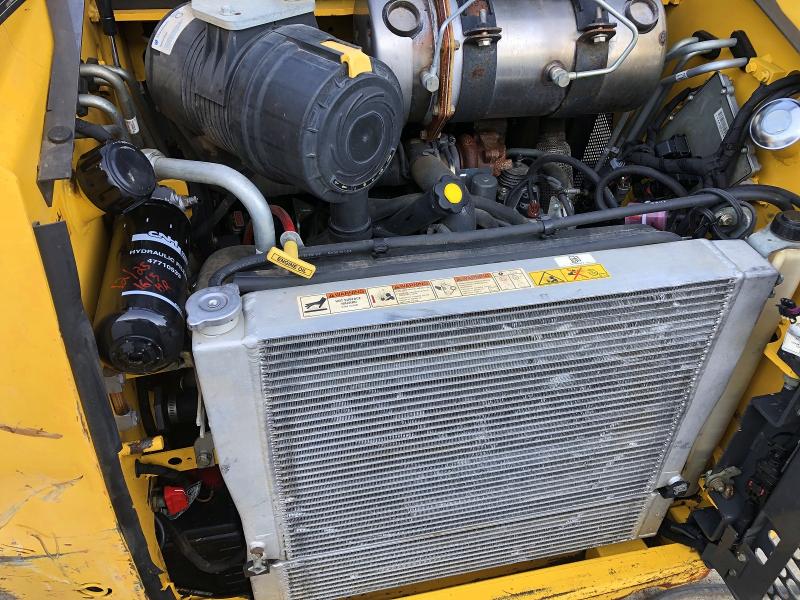 2024 New holland L320 VIN JAF0L316VRM457105 COPART salvage auction — NORMAL WEAR, BS, sold $21,100 on 2026-07-10 (photo 9)