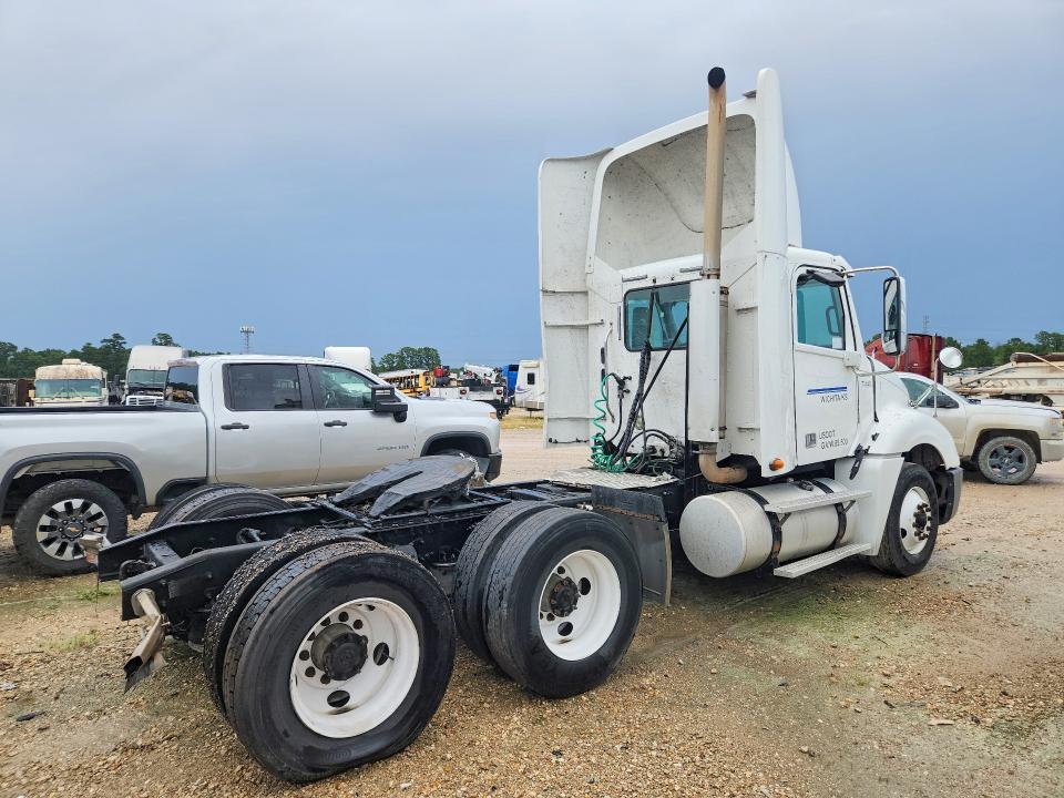 2018 Freightliner All other VIN 3ALXA7007JDJX3628 COPART salvage auction — BURN, TX - SALVAGE VEHICLE TITLE (P), sold $11,200 on 2026-08-04 (photo 3)