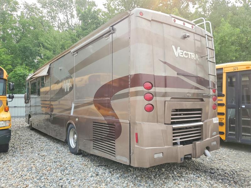 2004 Freightliner All other VIN 4UZAAHBS94CM36179 COPART salvage auction — MECHANICAL, NH - CERTIFICATE OF TITLE, sold $7,400 on 2026-07-29 (photo 3)
