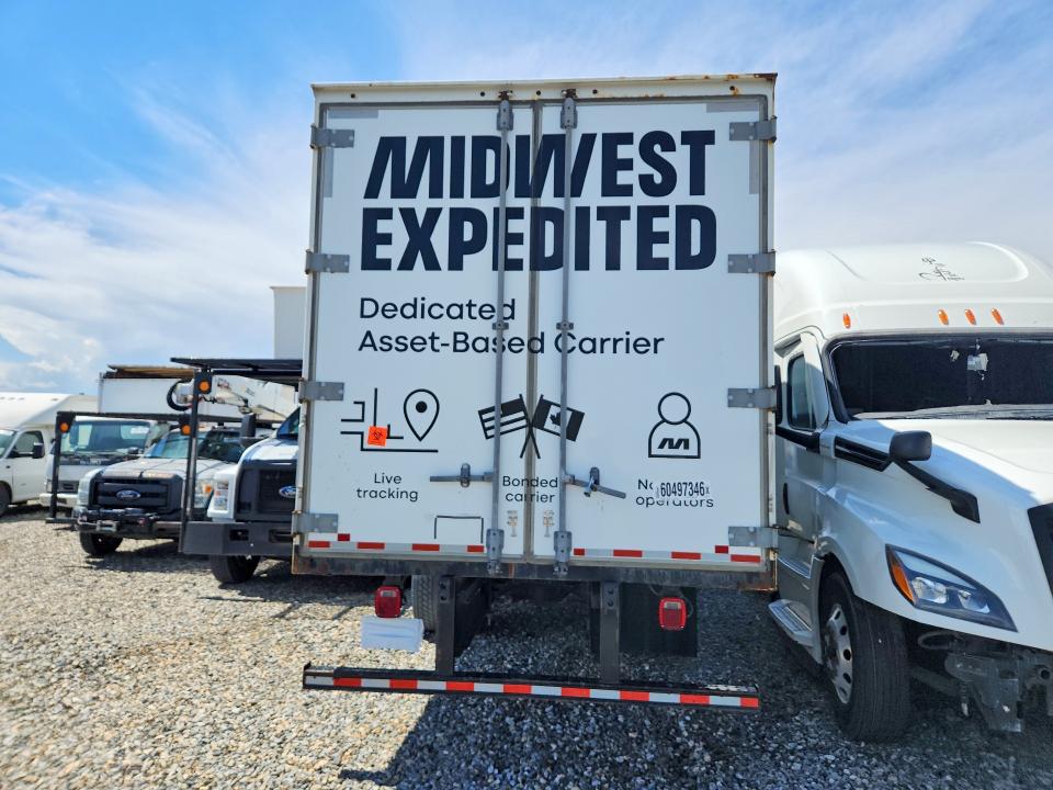 2022 Frht - freightliner All other VIN 1FVACWFC6NHNC8750 COPART salvage auction — MECHANICAL, DV, sold $5,900 on 2026-08-10 (photo 6)