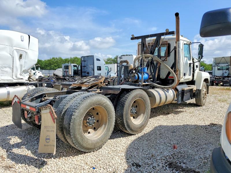 2019 Mack All other VIN 1M1PN3GY5KM001704 COPART salvage auction — MINOR DENT/SCRATCHES, CT, sold $8,900 on 2026-07-07 (photo 4)