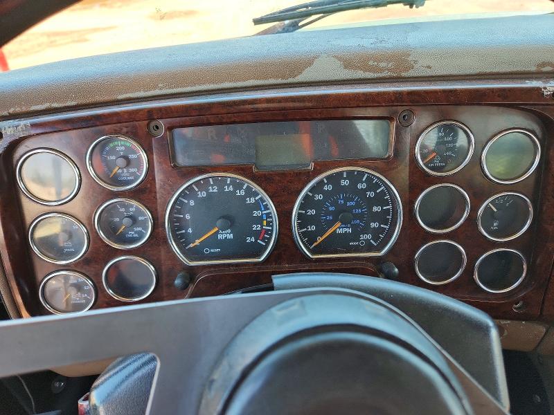 2006 Mack All models VIN 1M2AG11C86M045196 COPART salvage auction — SIDE, CD, sold $9,300 on 2026-08-20 (photo 9)