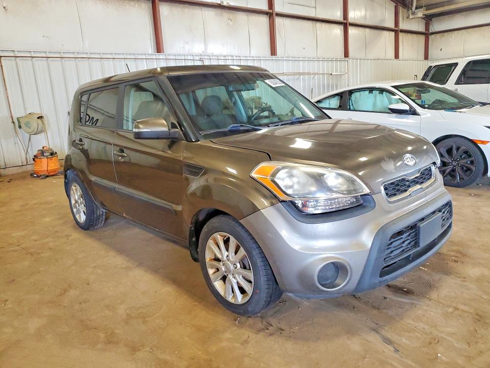 2012 Kia Soul VIN KNDJT2A67C7472265 COPART salvage auction — FRONT END, MI - DEALER ONLY CLEAN TITLE, sold $700 on 2026-07-31 (photo 4)