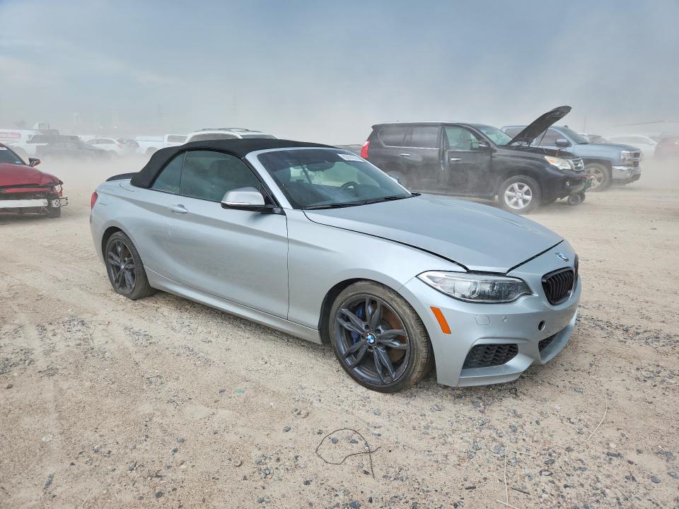 2017 BMW M2 VIN WBA2L3C32HV667882 COPART salvage auction — WATER/FLOOD, Co - Salvage Title, sold $9,800 on 2026-07-28 (photo 4)