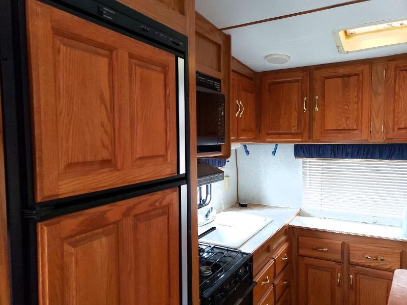 1997 Jayc Trailers VIN 1UJCJ02N0V5LB0268 COPART salvage auction — HAIL, MN - CERT OF TITLE-PRIOR SALVAGE, sold $30 on 2026-07-23 (photo 6)