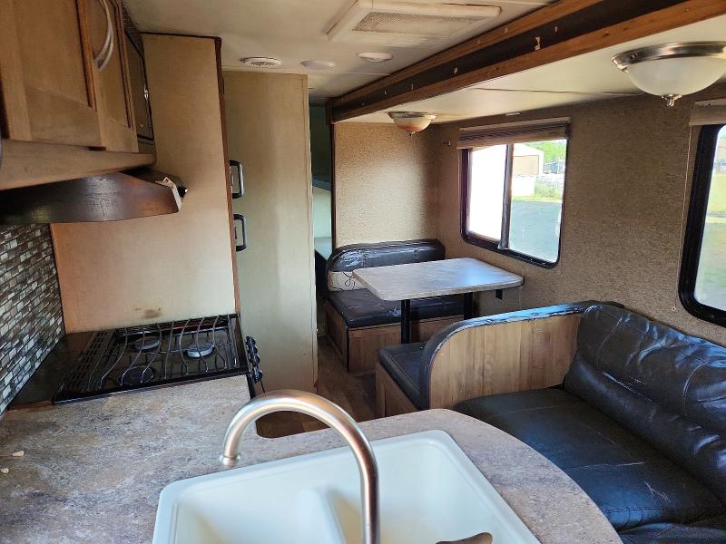 2018 Gulf stream Trailmaste VIN 1NL1G3320J1130011 COPART salvage auction — SIDE, CZ, sold $2,000 on 2026-08-11 (photo 6)