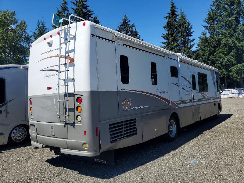 2002 Winn All other VIN 5B4MP67G523349651 COPART salvage auction — MINOR DENT/SCRATCHES, BS, sold $575 on 2026-08-07 (photo 4)