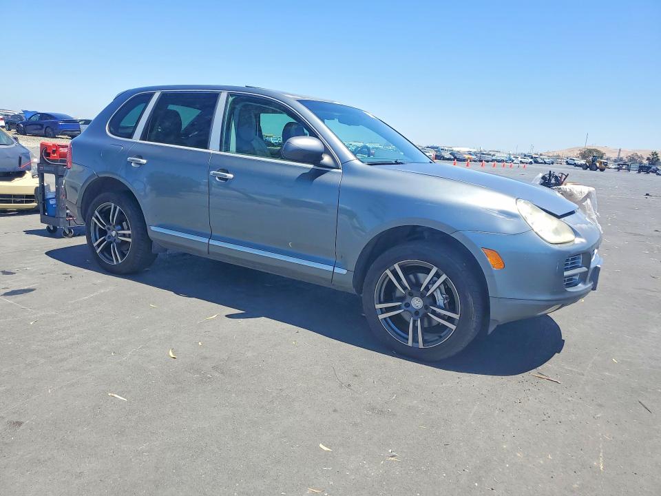 2005 Porsche Cayenne VIN WP1AB29P15LA62862 COPART salvage auction — MECHANICAL, CA - DIS/DLR/EXP ONLY CLEAN TITLE, sold $200 on 2026-07-29 (photo 4)