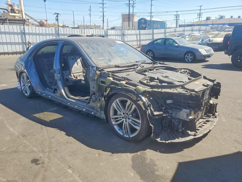2020 Mercedes-benz S class VIN WDDUG6GB9LA526798 COPART salvage auction — STRIPPED, Ca - Lien Papers-Clean Or Ac, sold $4,100 on 2026-08-03 (photo 4)