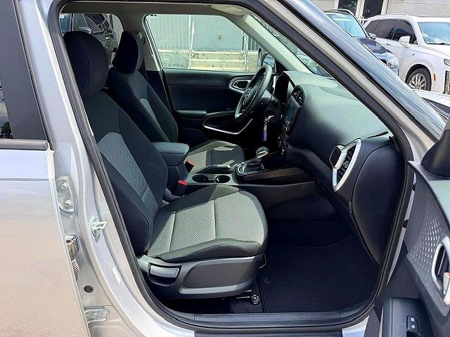 2020 Kia Soul VIN KNDJ23AU5L7098729 COPART salvage auction — MINOR DENT/SCRATCHES, Fl - Certificate Of Destruction (P), sold $5,800 on 2026-07-28 (photo 7)